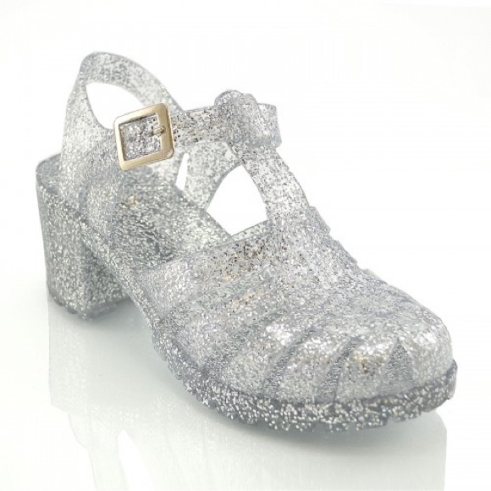 Clear glitter jelly heals